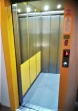 Na Dlouhých 76 - výtah